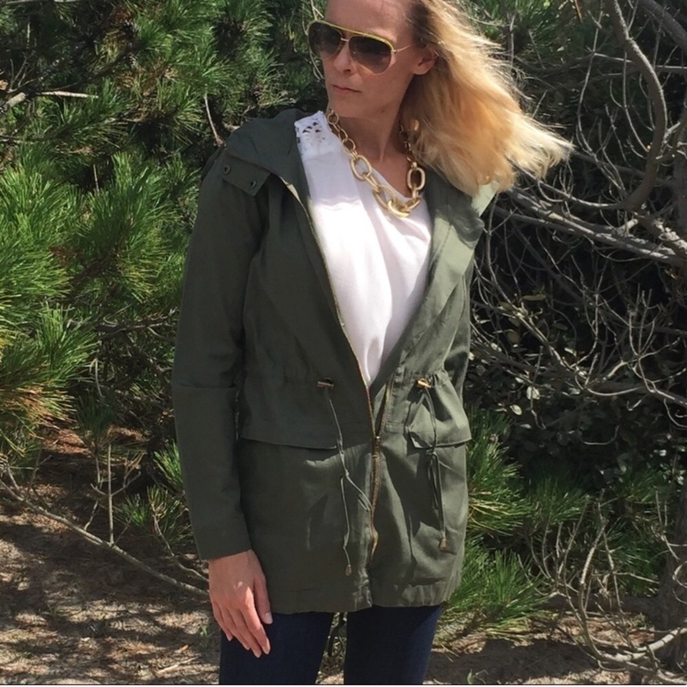 Hooded utility jacket - Picture 4 of 6